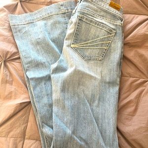 Ariat Denim, 29L slim trouser, high rise, flare leg openings.